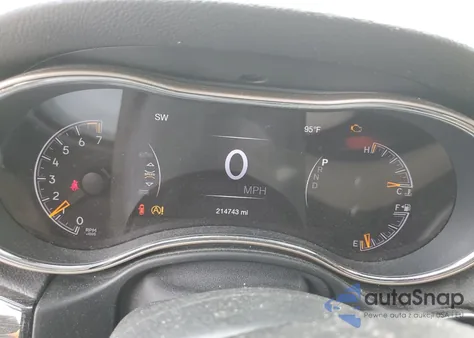 2016 Jeep Grand Cherokee Laredo z USA, uszkodzony, nr VIN 1C4RJEAG9GC386505